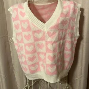White and pink sweater vest